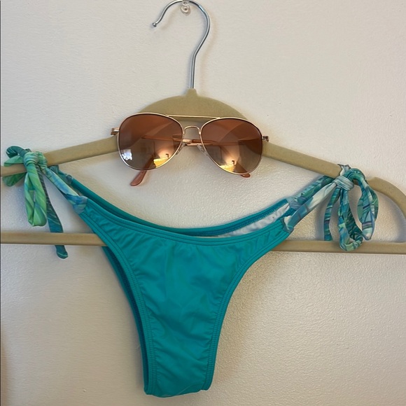 Bambu | Teal and Leaf Print Bikini Set Size Medium - Picture 3 of 8